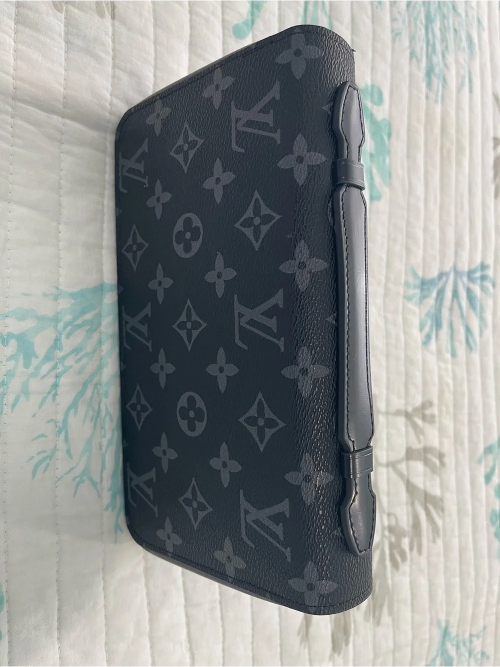 Louis Vuitton Black Monogram  Phone Case Wallet NOT AUTHENTIC. LOOKALIKE.